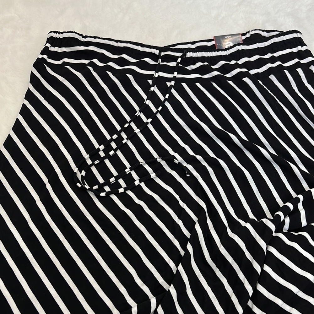 The Avenue long skirt w/ drawstring waist NWT size 18/20 - Picture 5 of 10